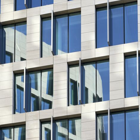 ConceptWall 50 Vliesgevels, ConceptWall 86 Vliesgevels, CW 86 Standard Vliesgevels en CW 86-EF Vliesgevels - Quatuor: een kwartet van gebouwen met duurzame oplossingen gelegen in Brussels, België