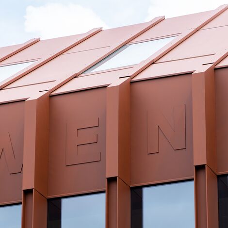 ConceptSystem 77 Ramen en ConceptSystem 77 Deuren - Nieuwe Nor: poppodium biedt venster op verleden gelegen in Heerlen, Nederland