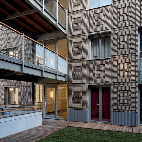 CS 38-SL Geannuleerde systemen, CS 38-SL Geannuleerde systemen en SlimLine 38 Ramen - Residental/Project Bloemhof: rank beeld met speciaal ontworpen bakstenen gevel gelegen in Groningen, Nederland