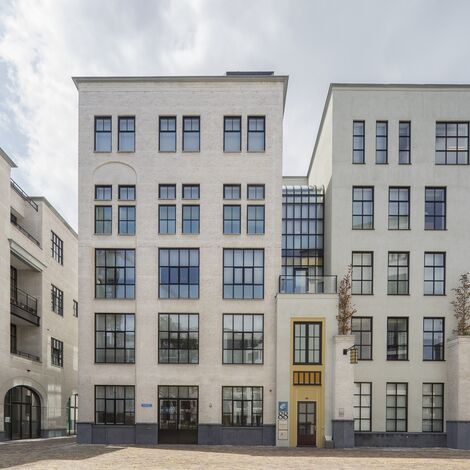 SlimLine 38 Ramen en ConceptWall 50 Vliesgevels - Maankwartier: De verbindende berg van Heerlen gelegen in Heerlen, Nederland