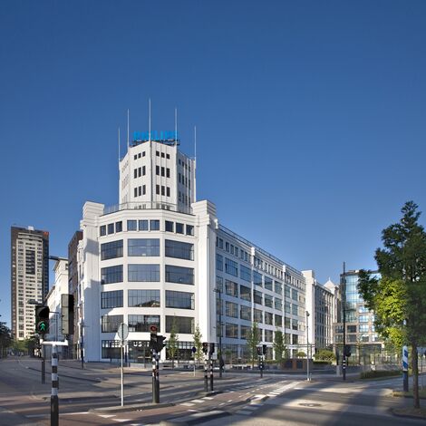 SlimLine 38 Ramen - Appartementencomplex Philips Lichttoren: transformatie van staal naar aluminium kozijnen gelegen in Eindhoven, Nederland