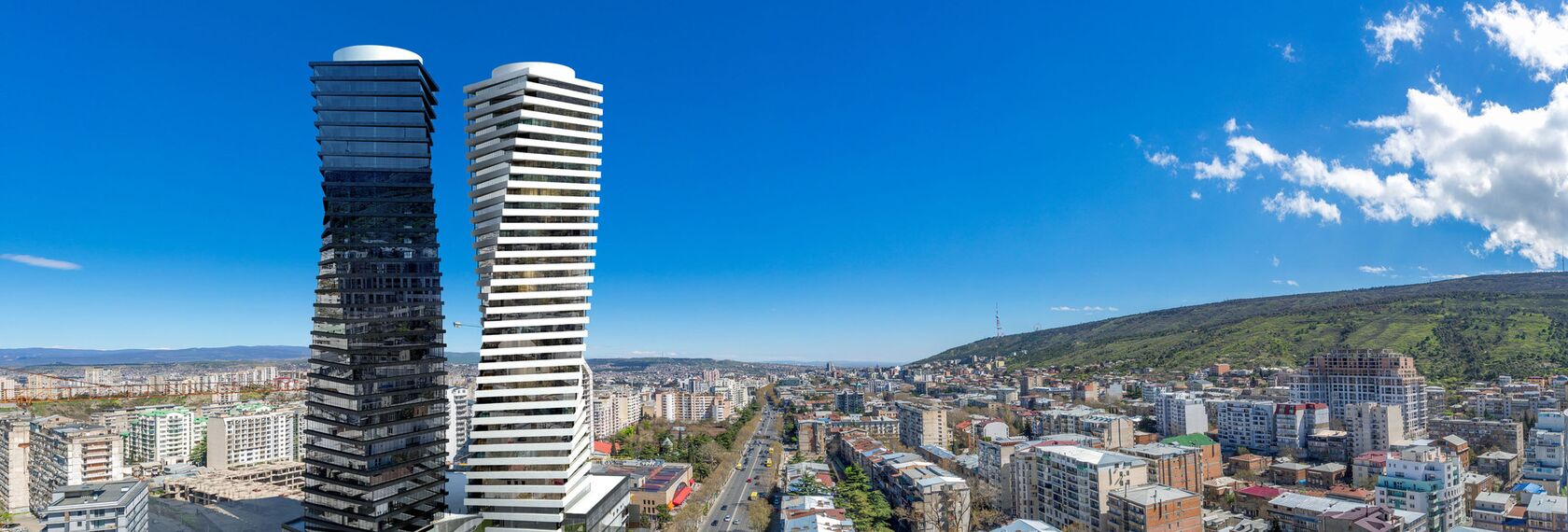 ConceptWall 50 Vliesgevels, ConceptSystem 77 Deuren en ConceptSystem 77 Ramen - Axis Towers gelegen in Tbilisi, Georgië