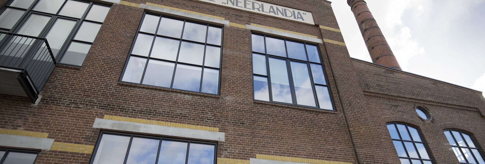 CS 24-SL Geannuleerde systemen, SlimLine 38 Standard Ramen en SlimLine 38 Classic Ramen - Neerlandia: Wonen in een spijkerfabriek gelegen in Utrecht, Nederland