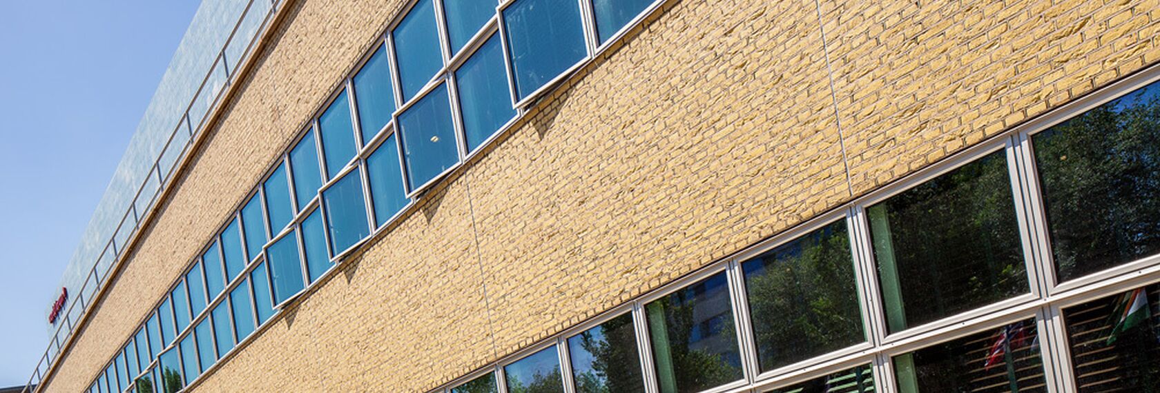 CS 24-SL Deuren - Congress center World Forum Den Haag: Renovatie in ‘De Stijl’ gelegen in Den Haag, Nederland