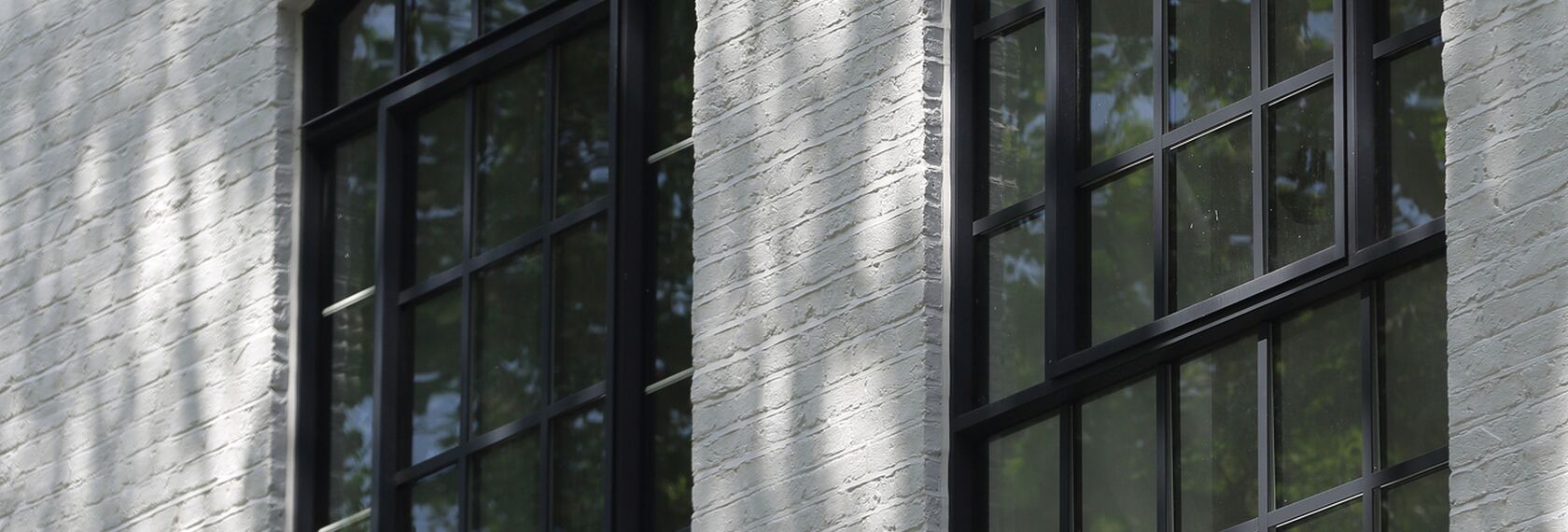 CS 38-SL Geannuleerde systemen, ConceptSystem 77 Ramen, ConceptPatio 130 Schuifsystemen, Vision 50 Deuren en ConceptWall 50 Vliesgevels - Appartementencomplex Paynes & Borthwick gelegen in London, Verenigd Koninkrijk