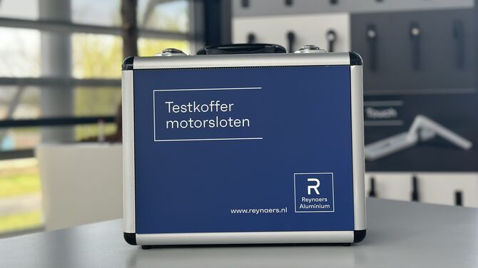 Testkoffer motorsloten Reynaers Aluminium