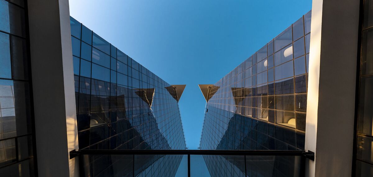 ConceptWall 50 Vliesgevels - Energy Towers gelegen in Maputo, Moçambique
