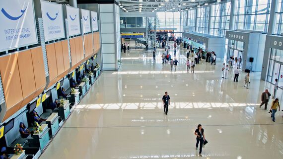 ConceptWall 50 Vliesgevels - Airport International Airport Kharkiv gelegen in Kharkiv, Oekraïne