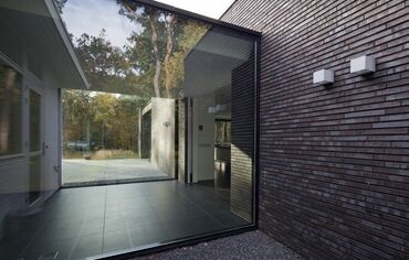 CS 38-SL Geannuleerde systemen, ConceptPatio 130 Schuifsystemen en ConceptWall 50 Vliesgevels - House Copierwoning: Bedrieglijk bescheiden aanbouw aan oorspronkelijk ontwerp van Gerrit Rietveld gelegen in Zeist, Nederland